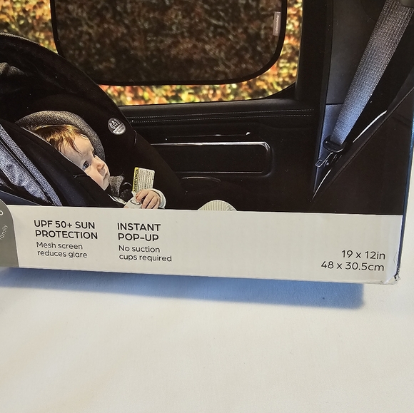 NWOT Dreambaby Static Cling Car Shades - 2 Pack - Picture 3 of 4